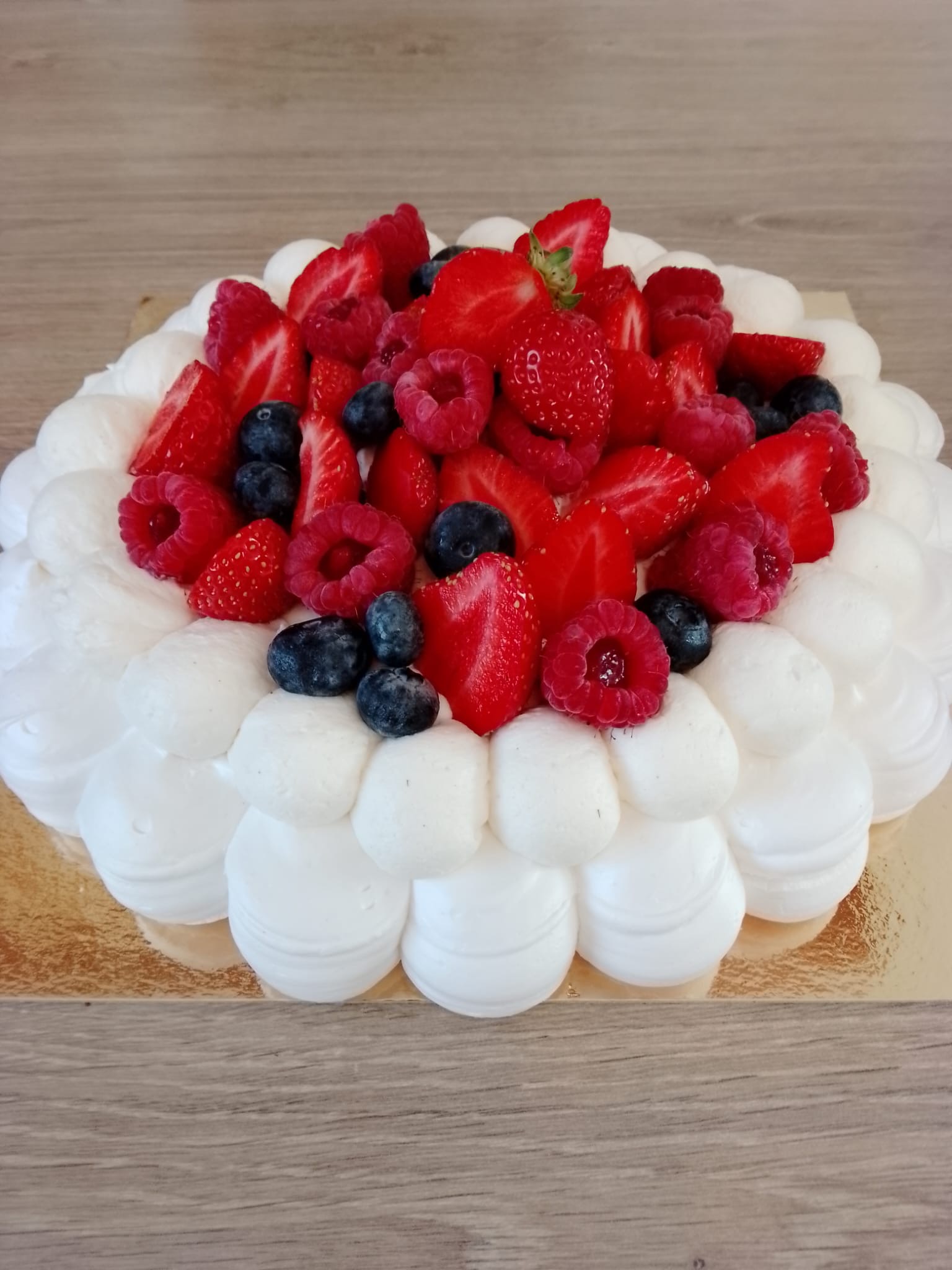 PAVLOVA FRUITS ROUGES